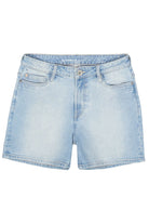 slim-fit Bermuda shorts with a mid-rise waist