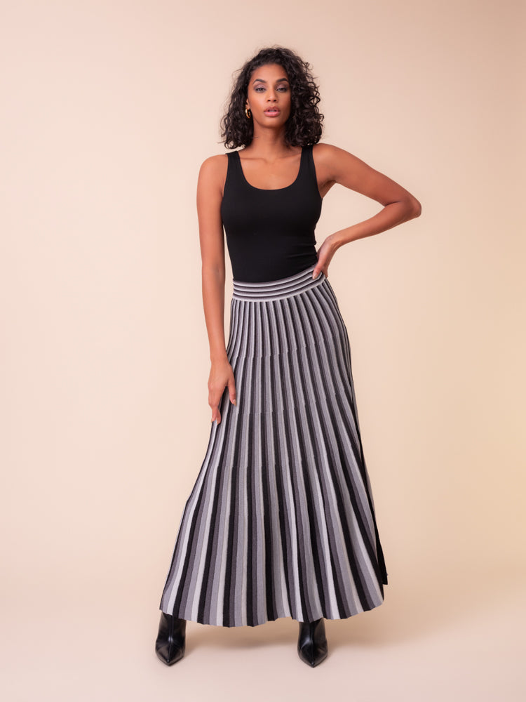 Women's Skirts Collection - Trendy Styles & Designs – Avina Fashions